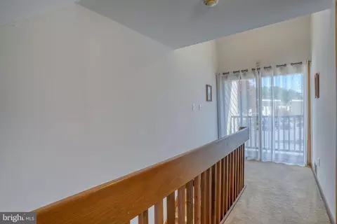 Entry Way - 59 Chatham Ct, Dover, DE 19901 photo 2 of 4