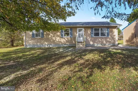 13 Legend Ln, Houston, DE 19954