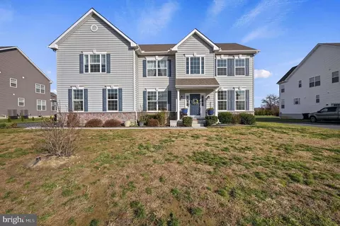 174 Hardrock Dr, Smyrna, DE 19977