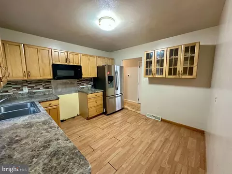 Kitchen - 337 Macarthur Dr, Dover, DE 19901 photo 1 of 3