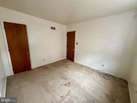 Bedroom - 337 Macarthur Dr, Dover, DE 19901 photo 5 of 9