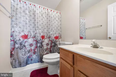 Bath - 15 Anchor Ln, Dover, DE 19901 photo 1 of 1