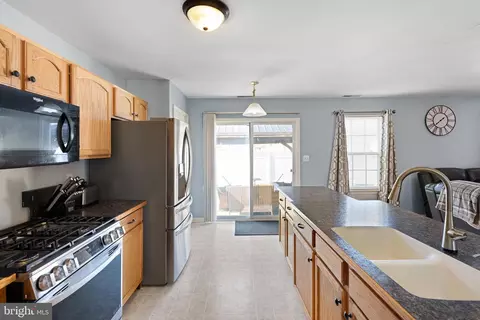 Kitchen - 15 Anchor Ln, Dover, DE 19901 photo 2 of 2