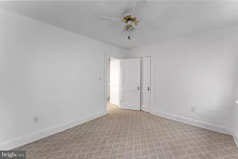 Bedroom - 727 E Division St, Dover, DE 19901 photo 3 of 4