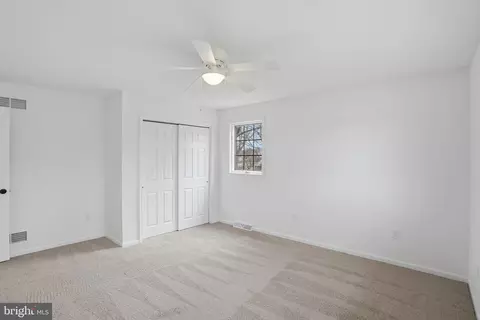 Bedroom - 231 Hickory Dale Dr, Dover, DE 19901 photo 4 of 6
