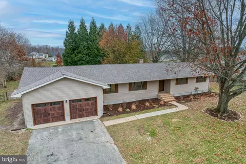 Exterior - 231 Hickory Dale Dr, Dover, DE 19901 photo 1 of 6