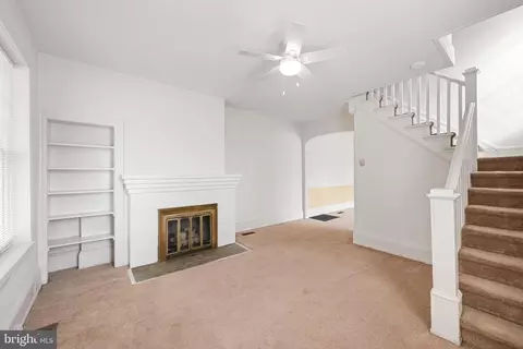 Living - 401 N Governors Ave, Dover, DE 19904 photo 5 of 5