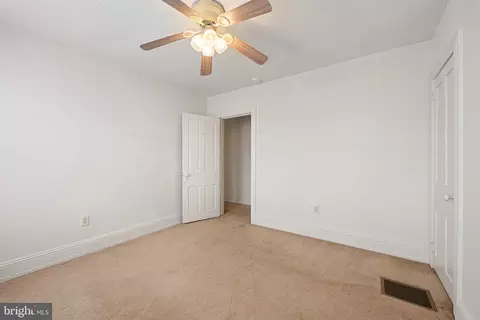 Bedroom - 401 N Governors Ave, Dover, DE 19904 photo 4 of 6