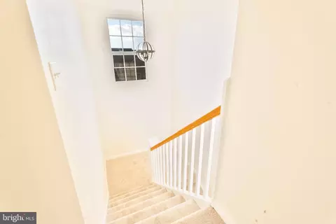 Entry Way - 347 Northdown Dr, Dover, DE 19904 photo 5 of 7