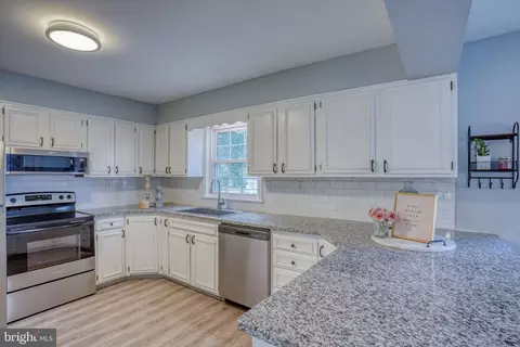 1549 Persimmon Tree Ln, Dover, DE 19901 photo 8