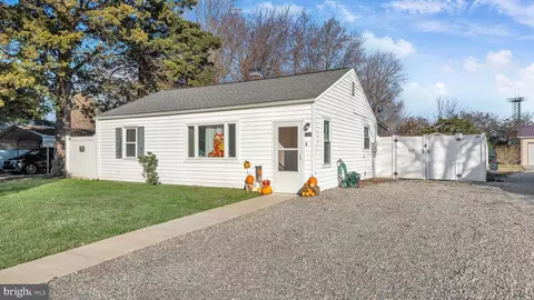 1065 Janes Rd, Dover, DE 19901