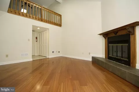 Living - 305 Pine Valley Rd, Dover, DE 19904 photo 2 of 7