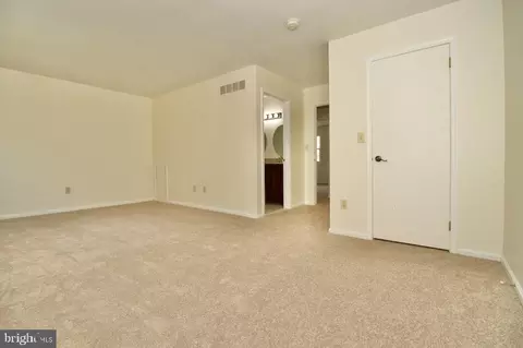 Bedroom - 305 Pine Valley Rd, Dover, DE 19904 photo 4 of 5