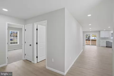 Entry Way - 101 Fairfax Ln, Dover, DE 19901 photo 2 of 6