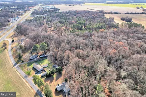1082 Old Cemetery Rd, Milford, DE 19963