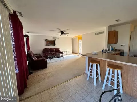 Living - 40 Anchor Ln, Dover, DE 19901 photo 2 of 2