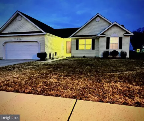 40 Anchor Ln, Dover, DE 19901