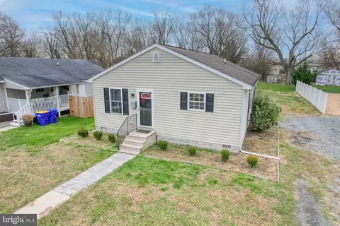 123 W Mispillion St, Harrington, DE 19952