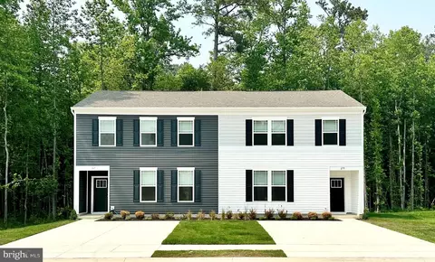 106 Red Haven Way, Dover, DE 19904