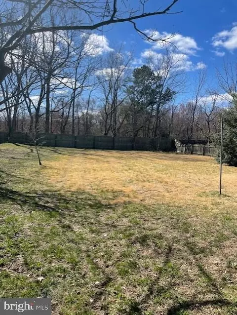 Exterior - 24 Gristmill Dr, Dover, DE 19904 photo 3 of 6
