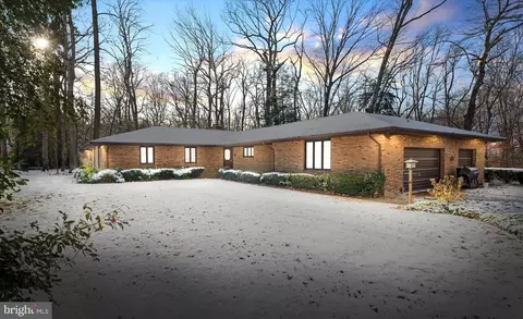 82 Wimbledon Dr, Dover, DE 19904