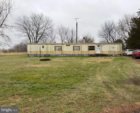 660 Lobo Rd, Harrington, DE 19952