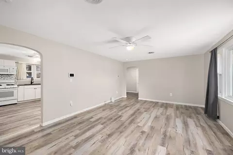 Living - 108 N Halsey Rd, Dover, DE 19901 photo 2 of 2