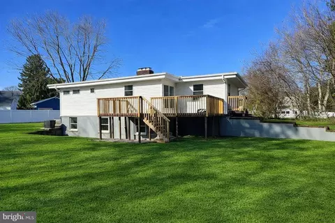 Exterior - 10 Loockerman Ct, Dover, DE 19901 photo 2 of 2