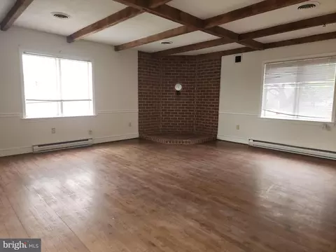 Living - 42 S Edgehill Ave, Dover, DE 19901 photo 6 of 11