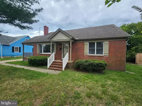 Exterior - 42 S Edgehill Ave, Dover, DE 19901 photo 2 of 3