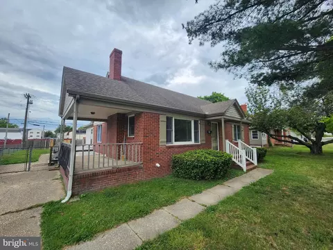 Exterior - 42 S Edgehill Ave, Dover, DE 19901 photo 3 of 3
