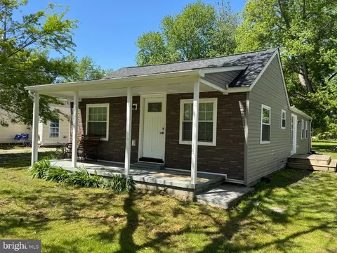 2389 White Oak Rd, Dover, DE 19901