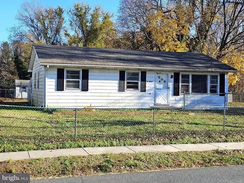 21 N West St, Camden, DE 19934