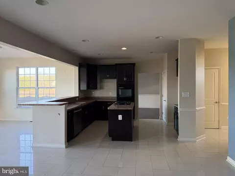 Entry Way - 40 Loder Dr, Smyrna, DE 19977 photo 1 of 3