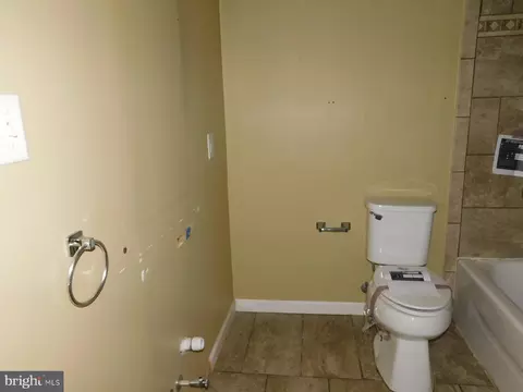 Bath - 40 Loder Dr, Smyrna, DE 19977 photo 3 of 3
