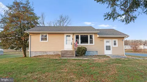 3999 Firetower Rd, Felton, DE 19943
