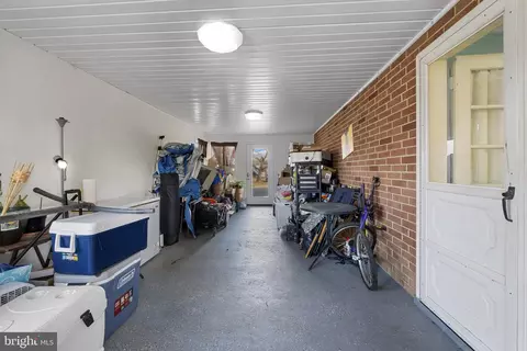 Entry Way - 804 Sunset Ter, Dover, DE 19904 photo 5 of 6