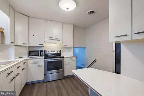 Kitchen - 804 Sunset Ter, Dover, DE 19904 photo 1 of 3