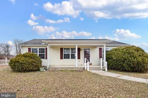 1966 Downs Chapel Rd, Clayton, DE 19938