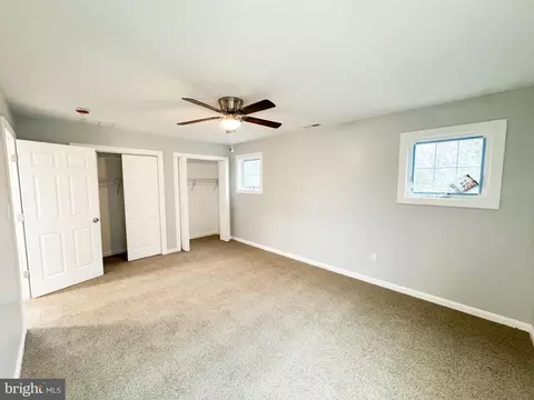 Bedroom - 24 S Queen St, Dover, DE 19904 photo 1 of 6