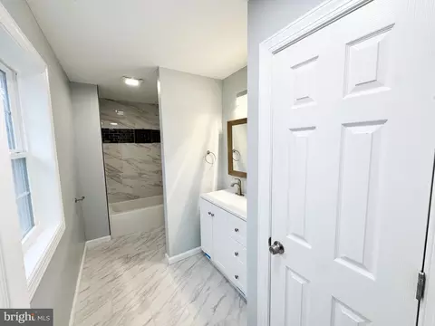 Entry Way - 24 S Queen St, Dover, DE 19904 photo 3 of 3