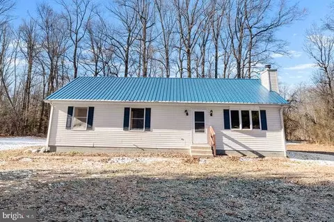 285 Tuxedo Ln, Woodside, DE 19980