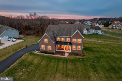 1041 Fawn Haven Walk, Dover, DE 19901
