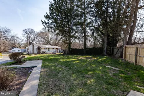 Exterior - 22 Howell St, Dover, DE 19901 photo 5 of 7
