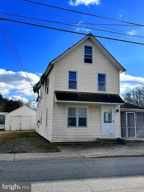 114 W Front St, Frederica, DE 19946