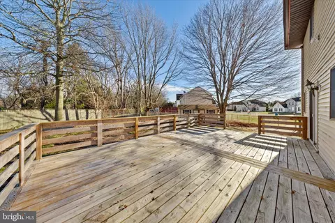 Exterior - 74 Nanticoke Dr, Dover, DE 19904 photo 3 of 7