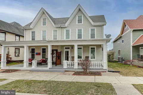 421 Main St, Clayton, DE 19938