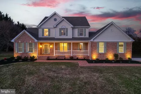 490 Fletcher Dr, Smyrna, DE 19977