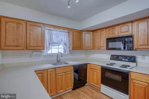 Kitchen - 9 Gristmill Dr, Dover, DE 19904 photo 2 of 4