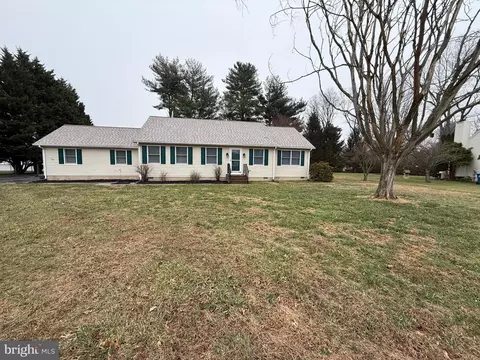 Exterior - 50 Nanticoke Dr, Dover, DE 19904 photo 2 of 2